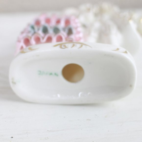 VTG Renaissance Porcelain - Picture 4 of 4